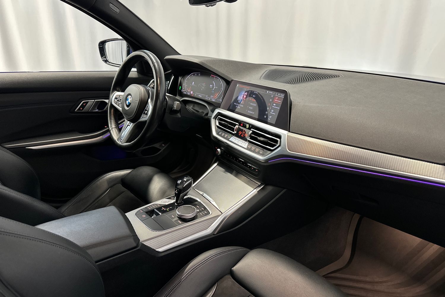 BMW 330 vaihtoauto