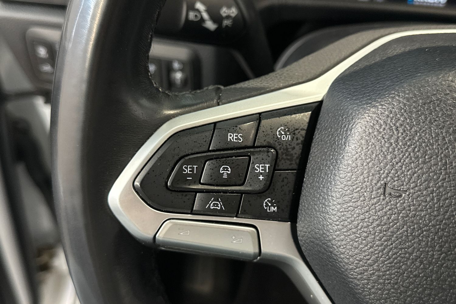 Volkswagen Amarok vaihtoauto