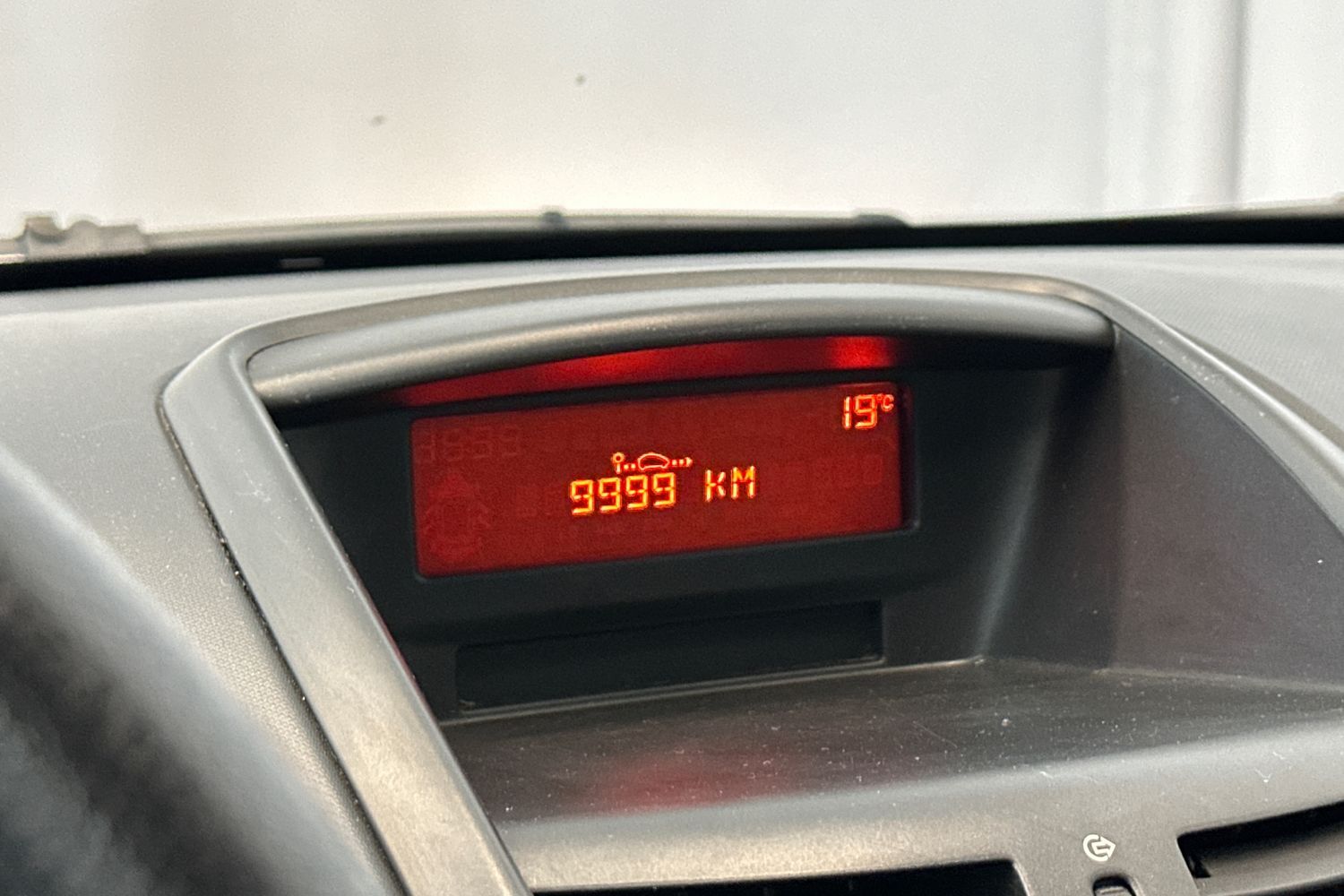 Peugeot 207 vaihtoauto