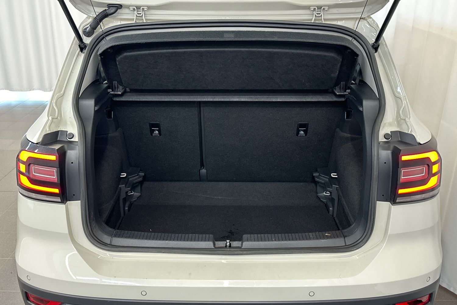 Volkswagen T-Cross vaihtoauto