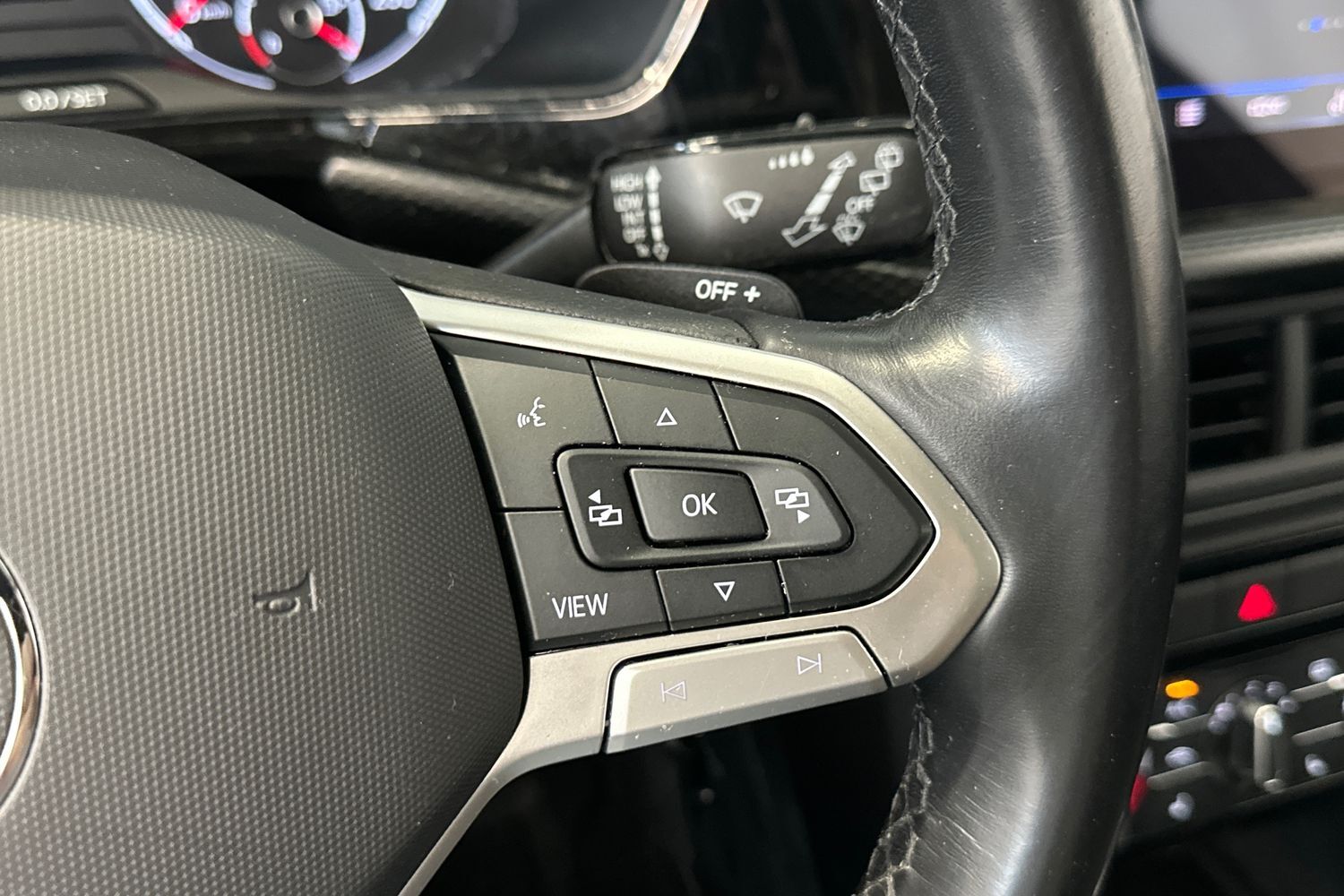 Volkswagen T-Cross vaihtoauto