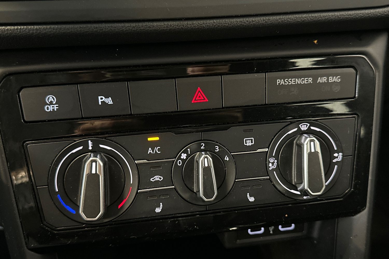 Volkswagen T-Cross vaihtoauto