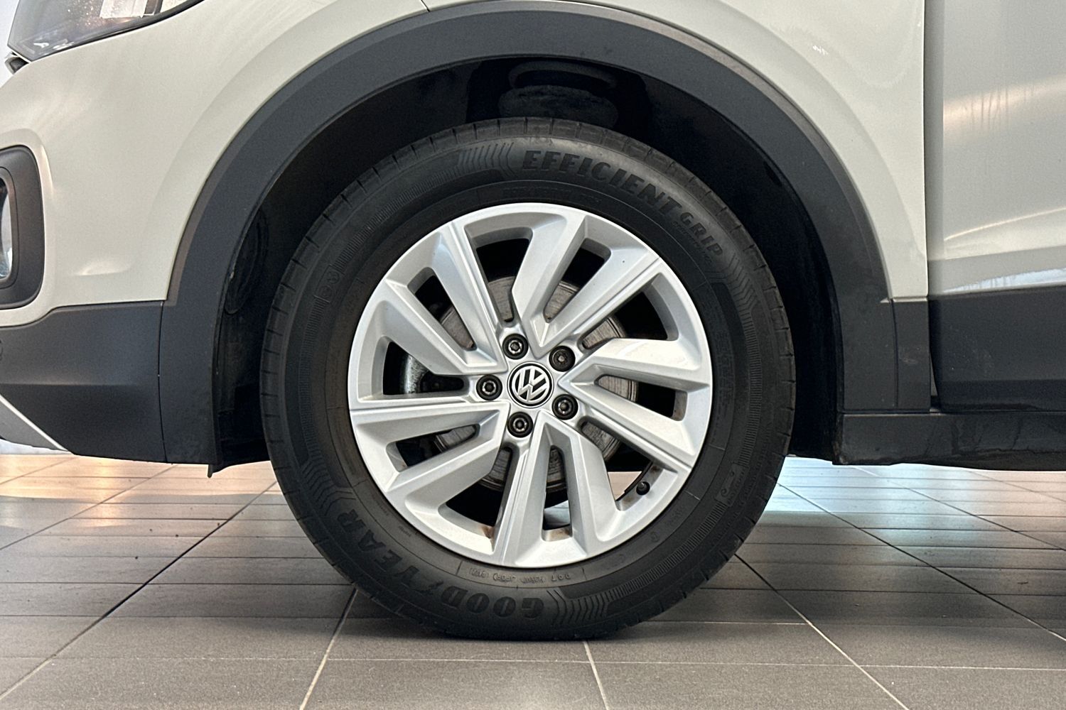 Volkswagen T-Cross vaihtoauto
