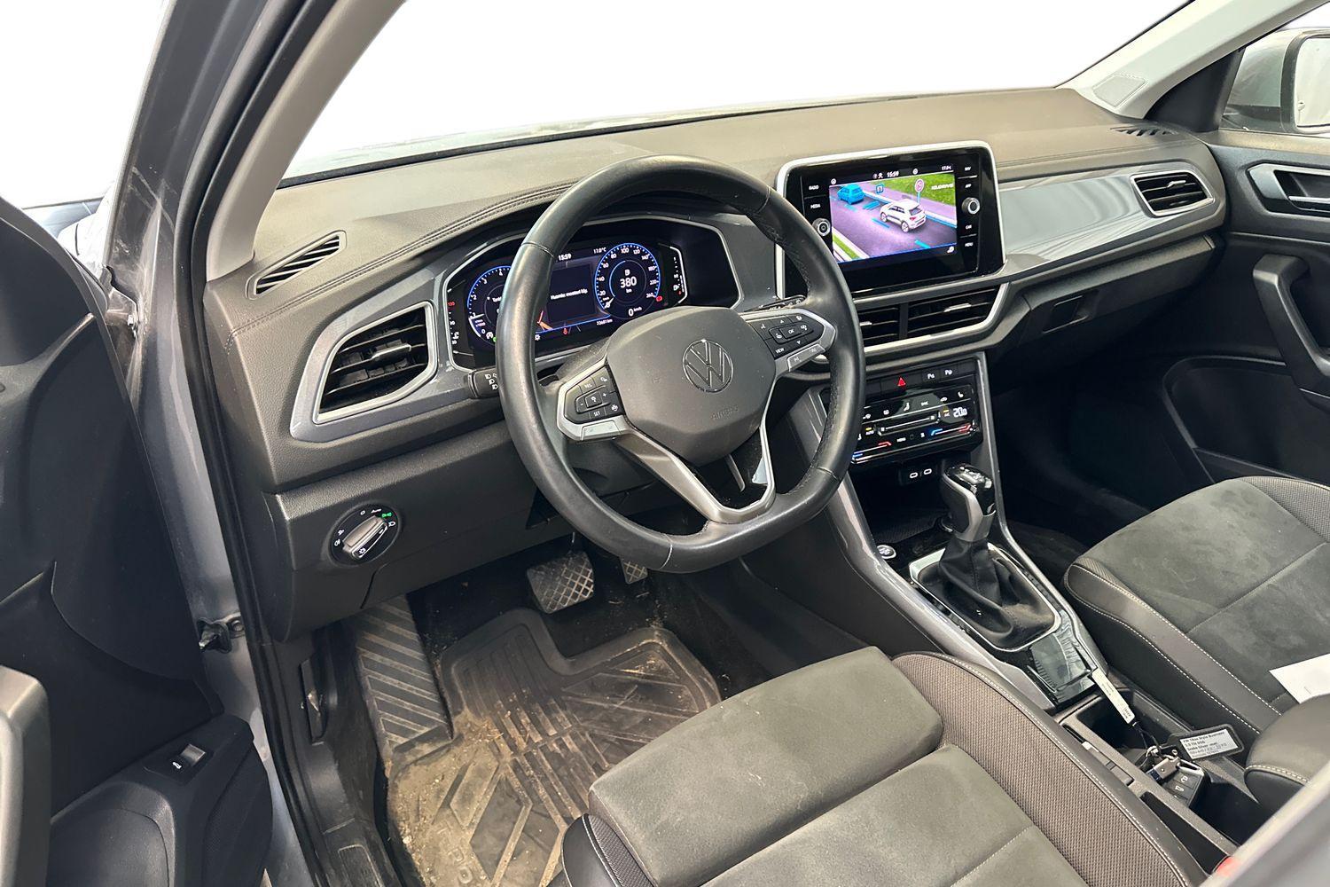 Volkswagen T-Roc vaihtoauto