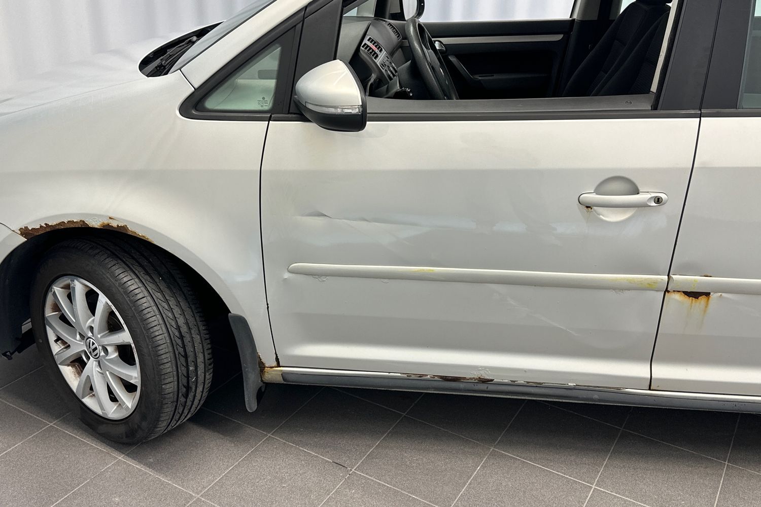 Volkswagen Touran vaihtoauto