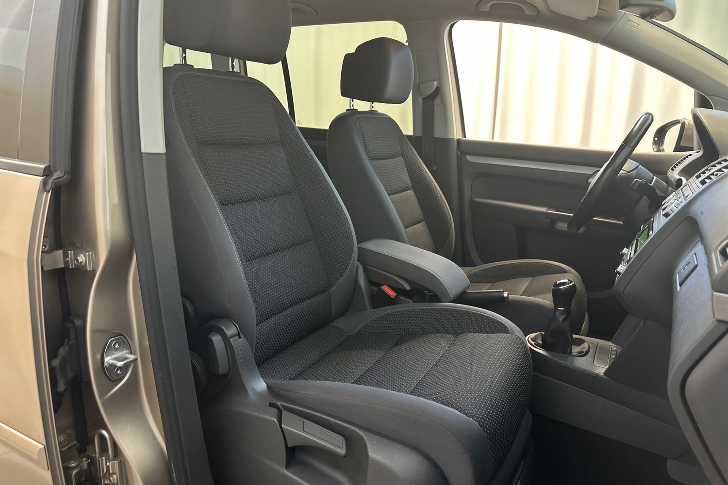 Volkswagen Touran vaihtoauto