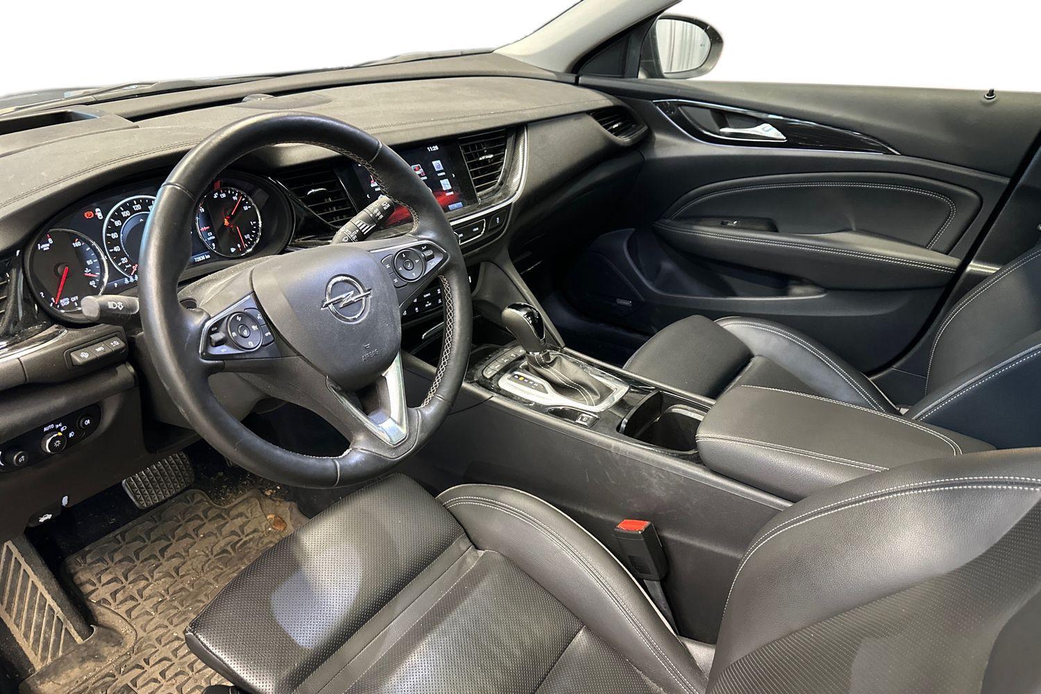 Opel Insignia vaihtoauto