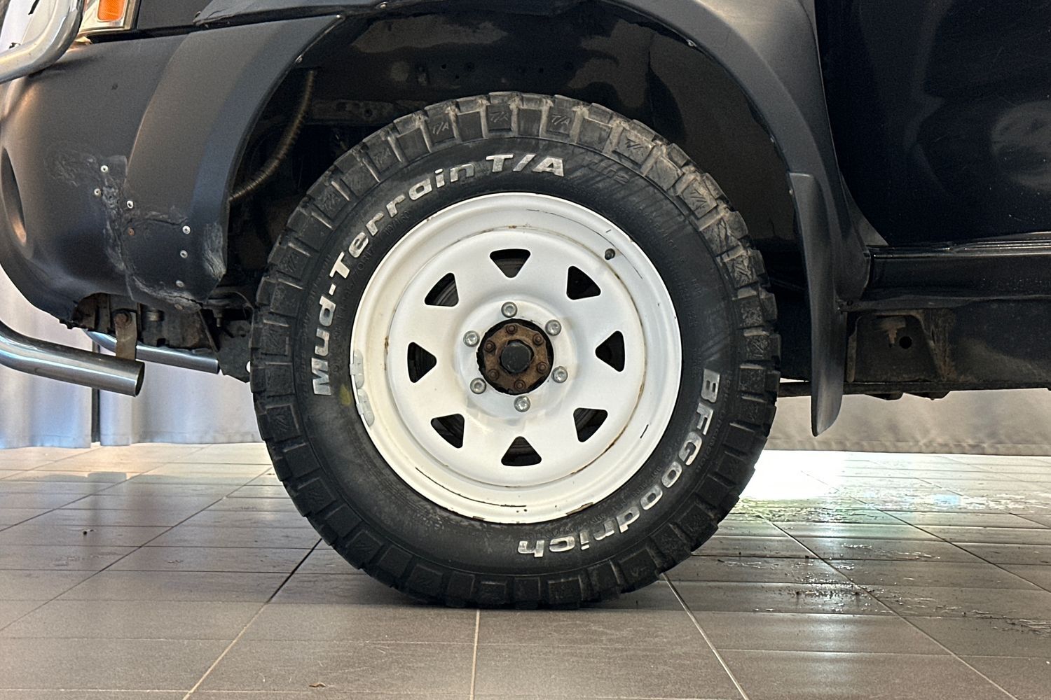 Nissan Pickup vaihtoauto