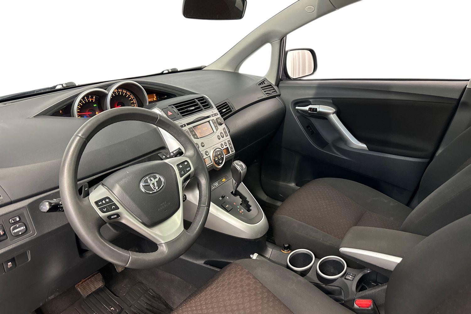 Toyota Verso vaihtoauto