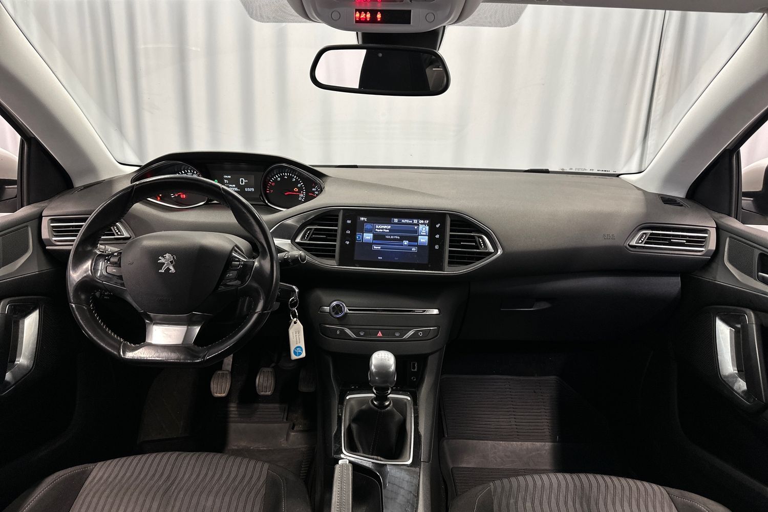 Peugeot 308 vaihtoauto