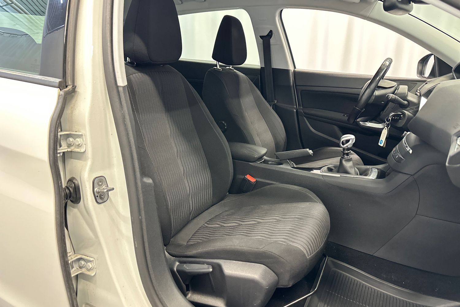Peugeot 308 vaihtoauto