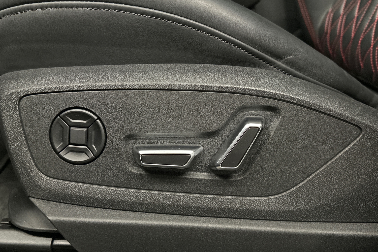 Audi Q8 e-tron vaihtoauto