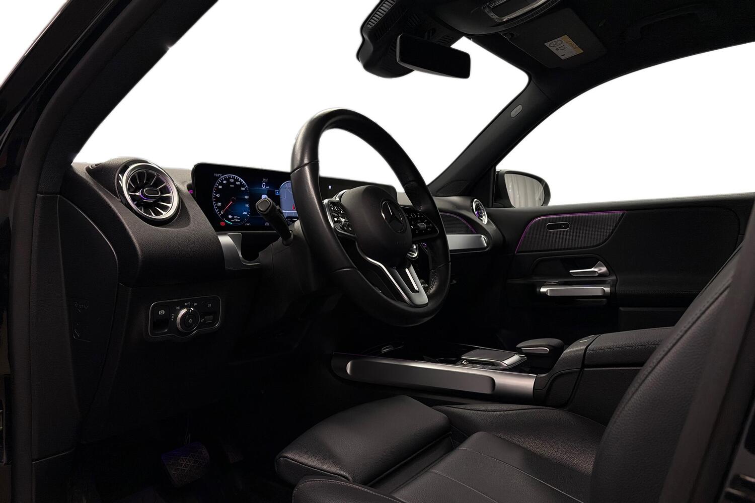 Mercedes-Benz EQB vaihtoauto