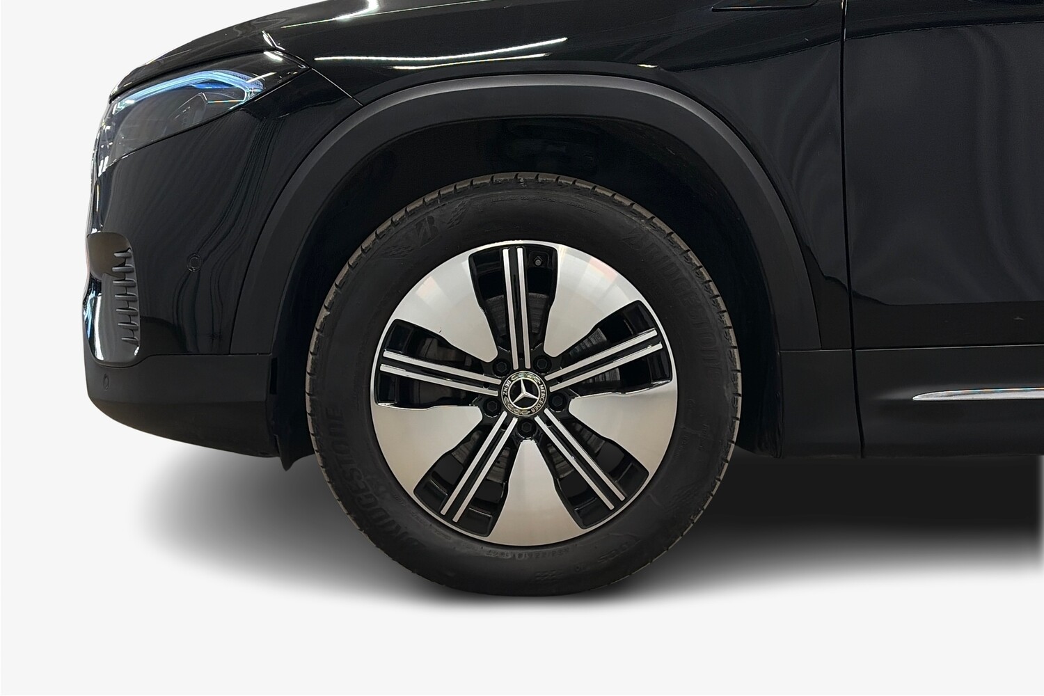 Mercedes-Benz EQB vaihtoauto