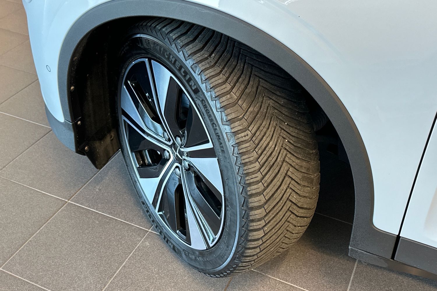 Polestar 2 vaihtoauto