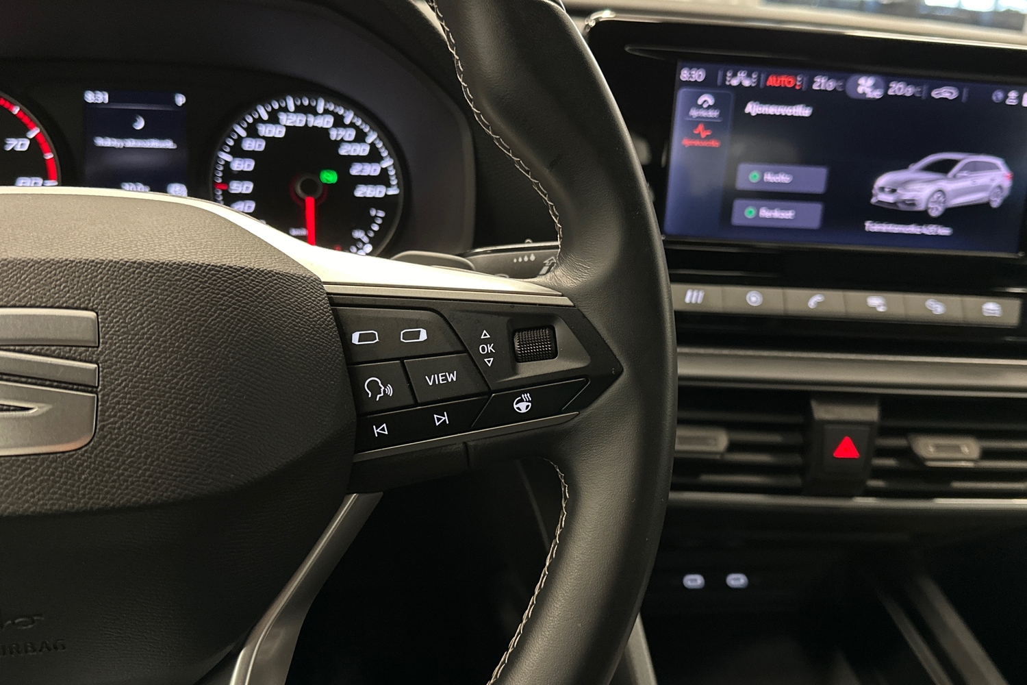 SEAT Leon Sportstourer vaihtoauto