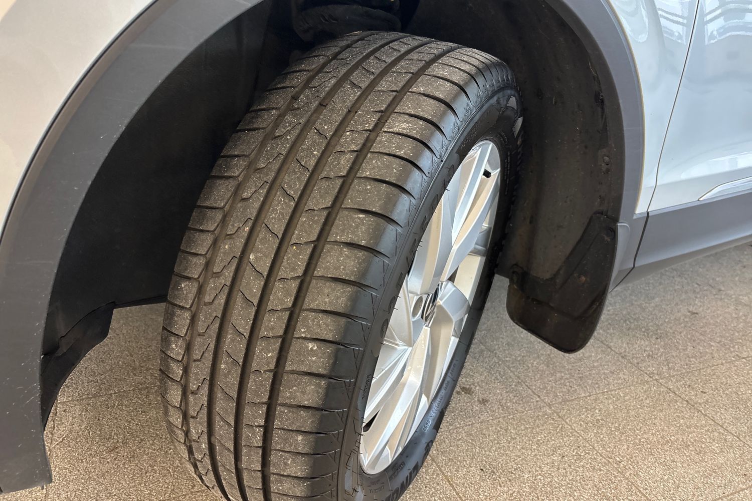 Volkswagen Tiguan vaihtoauto