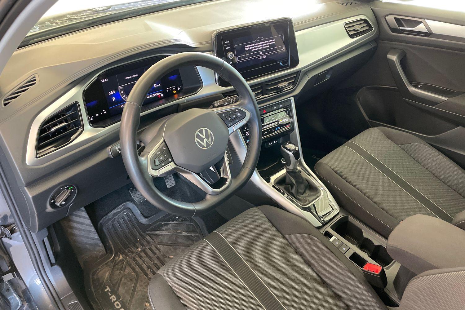 Volkswagen T-Roc vaihtoauto