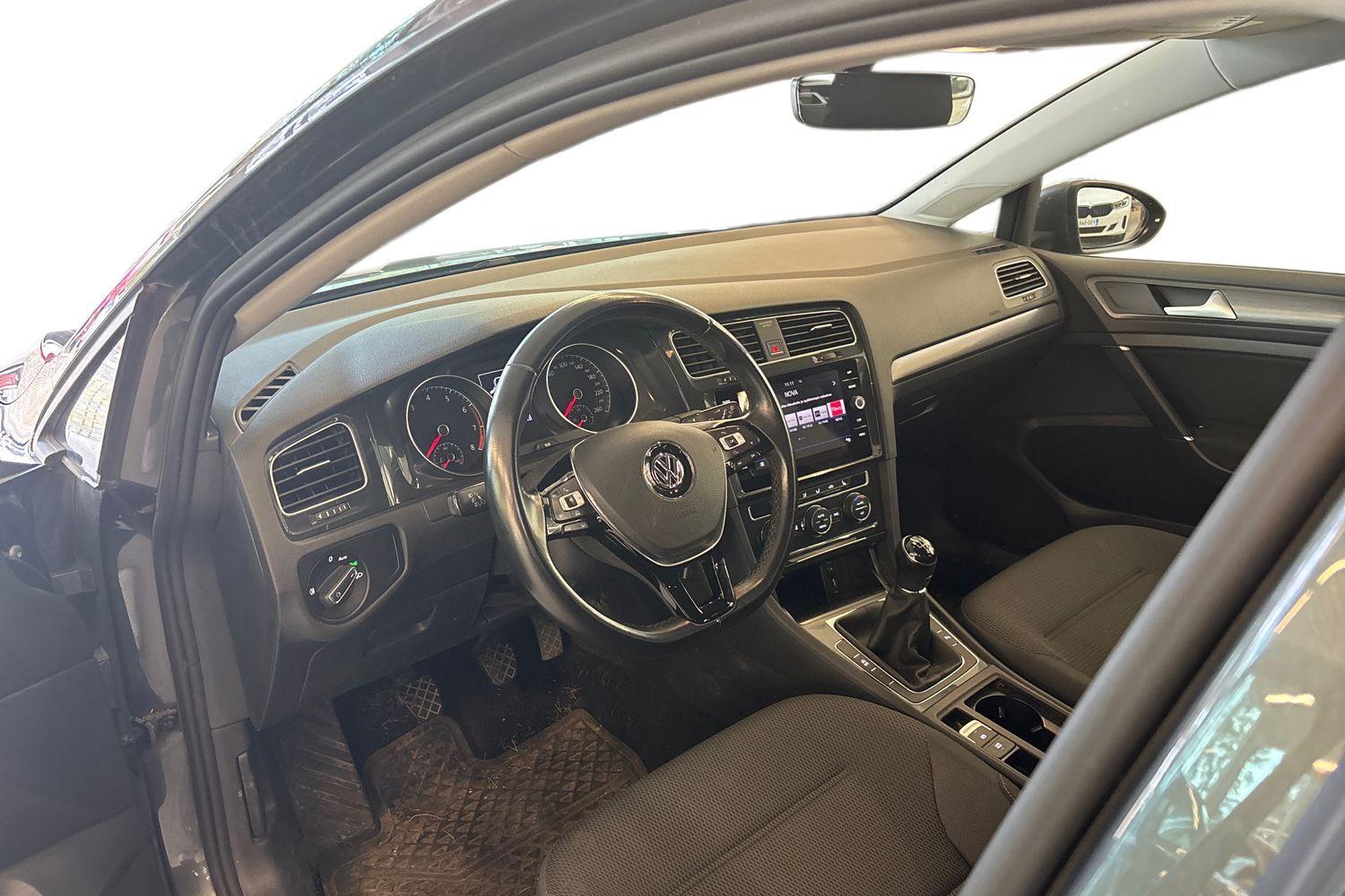 Volkswagen Golf vaihtoauto