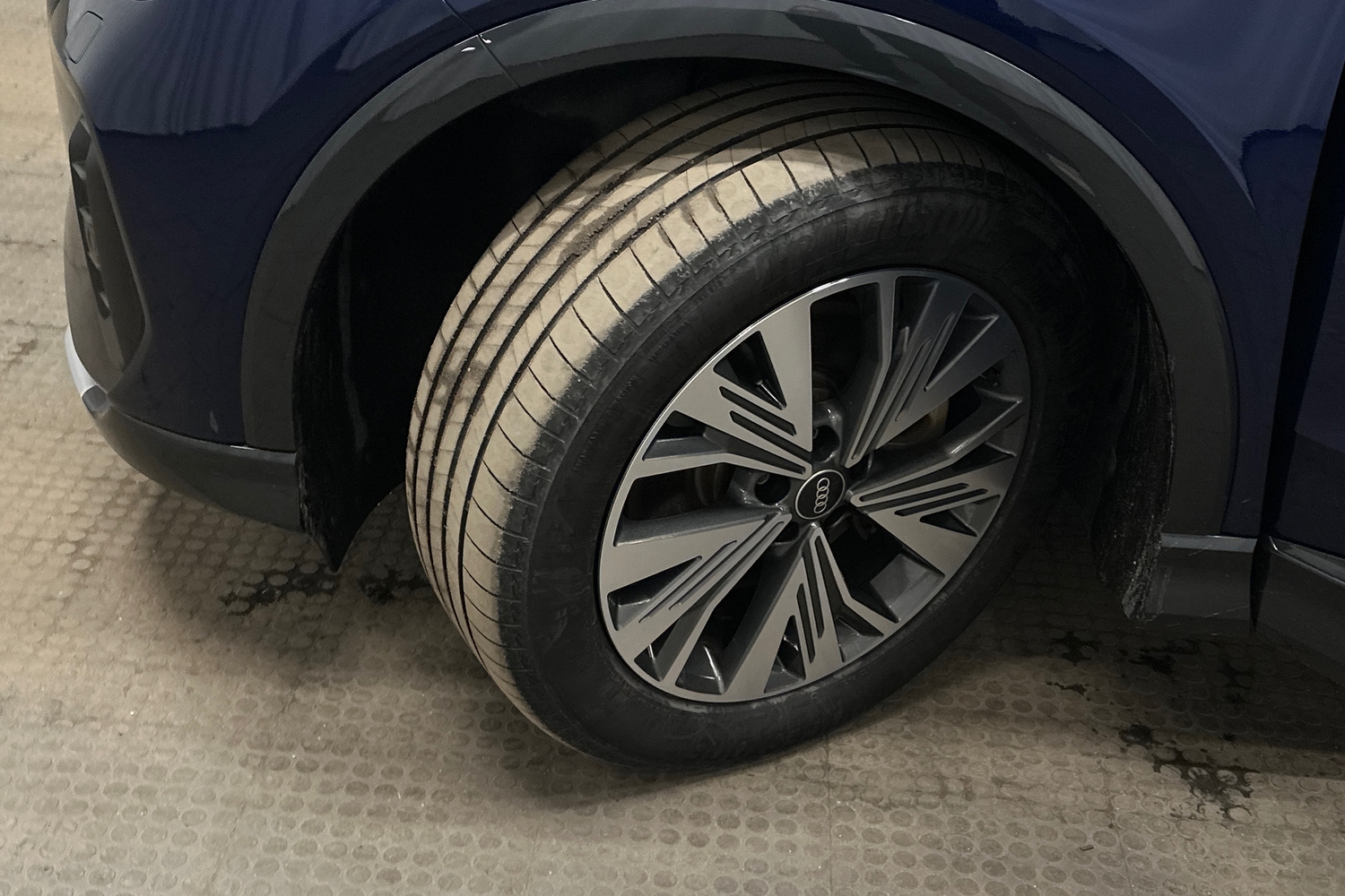 Audi Q4 e-tron vaihtoauto