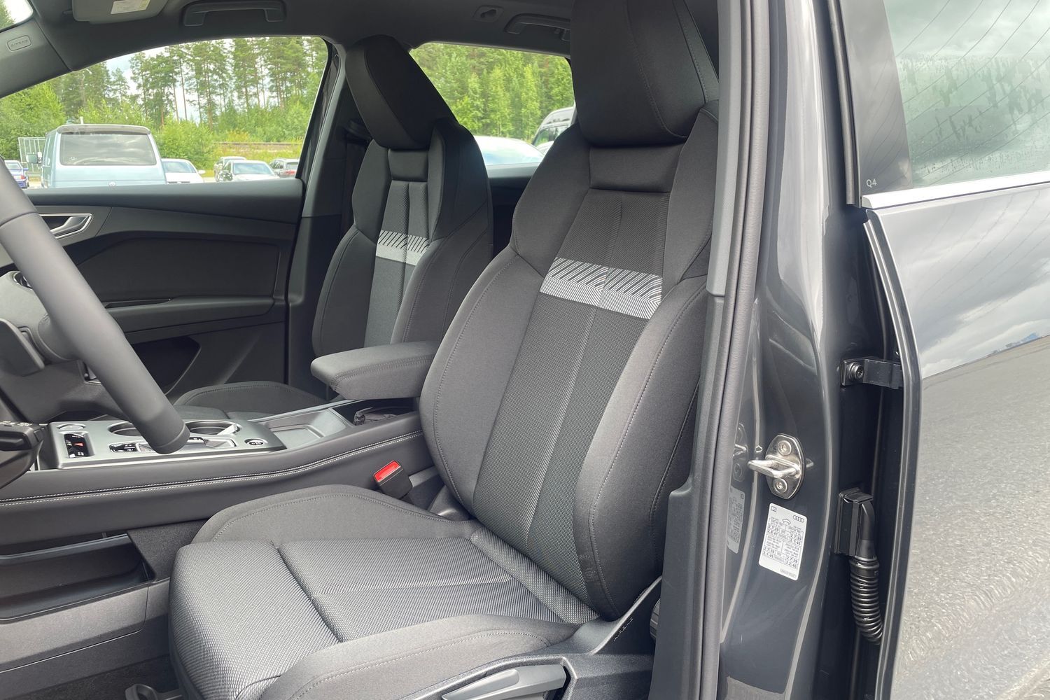 Audi Q4 e-tron vaihtoauto