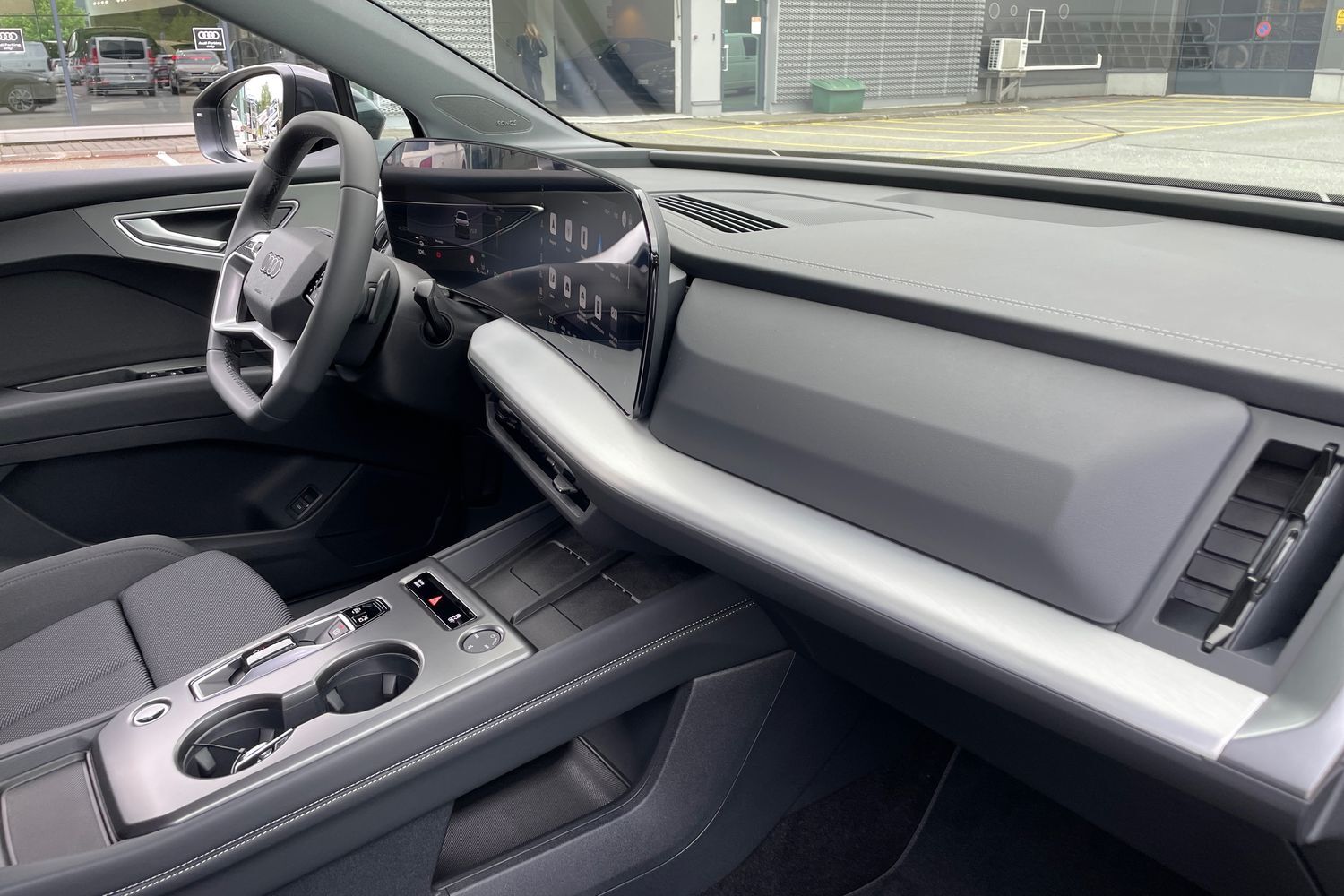 Audi Q4 e-tron vaihtoauto