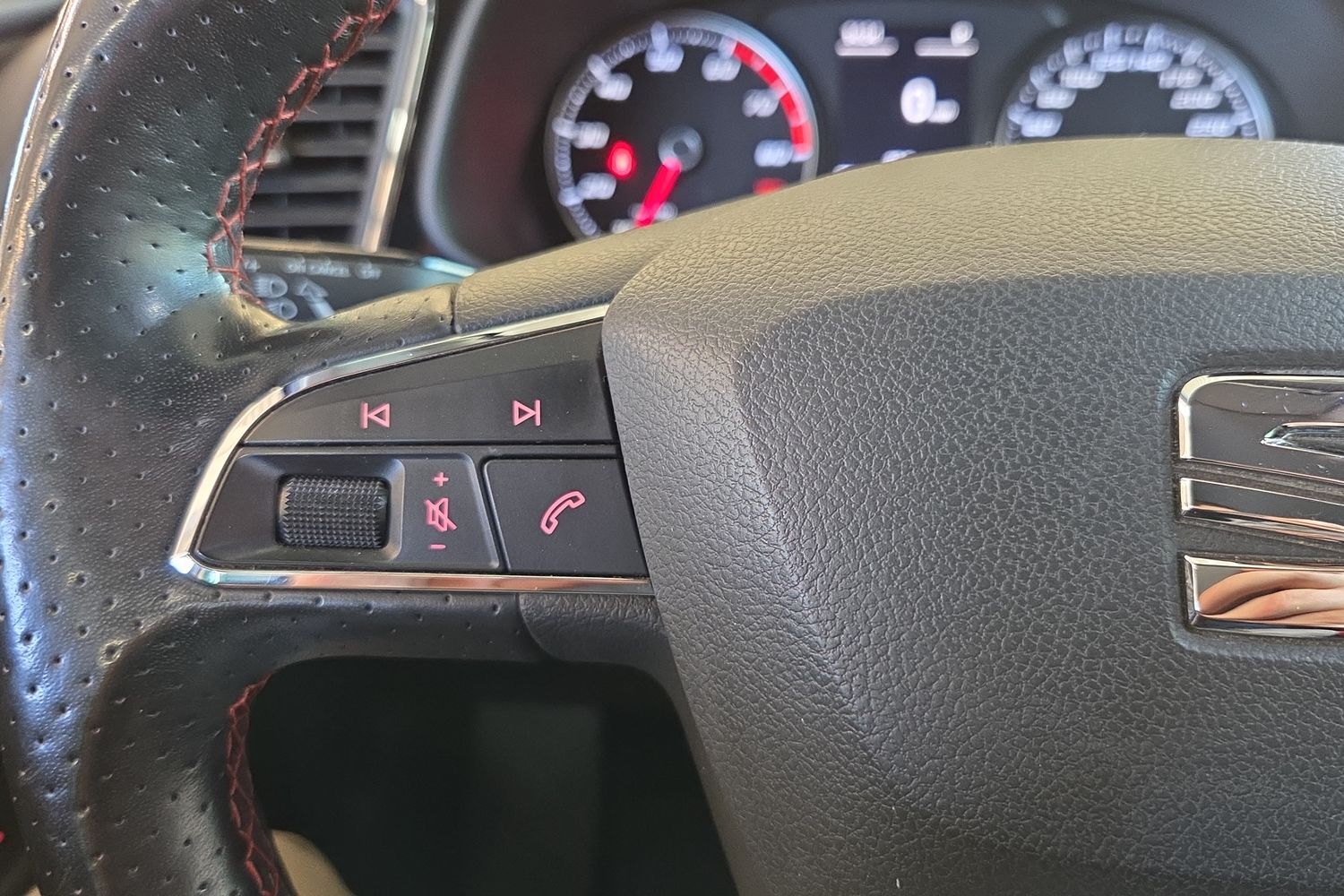 SEAT Leon ST vaihtoauto