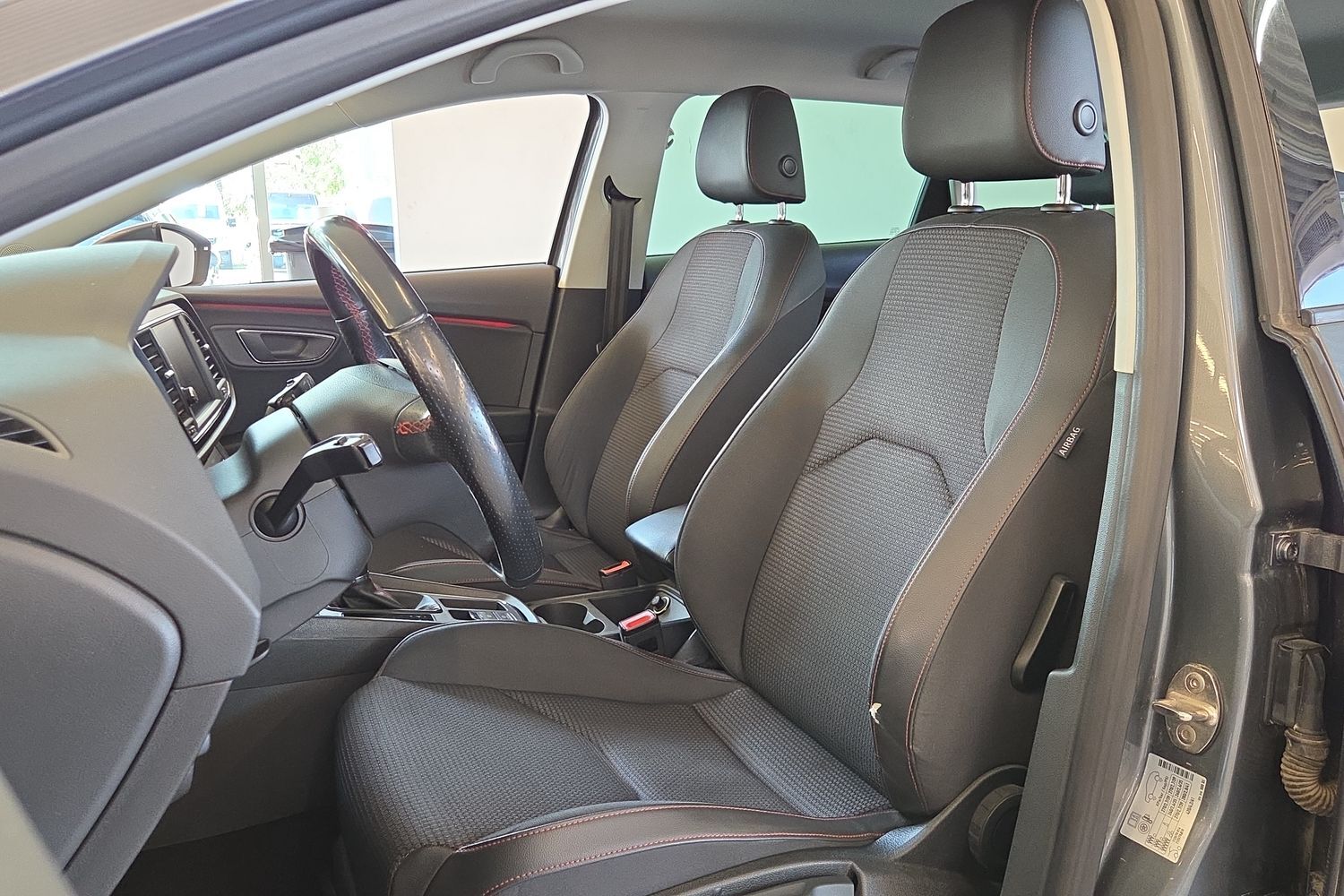 SEAT Leon ST vaihtoauto