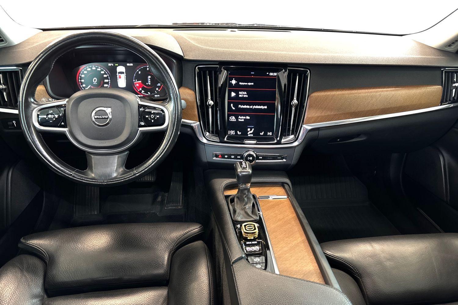 Volvo S90 vaihtoauto