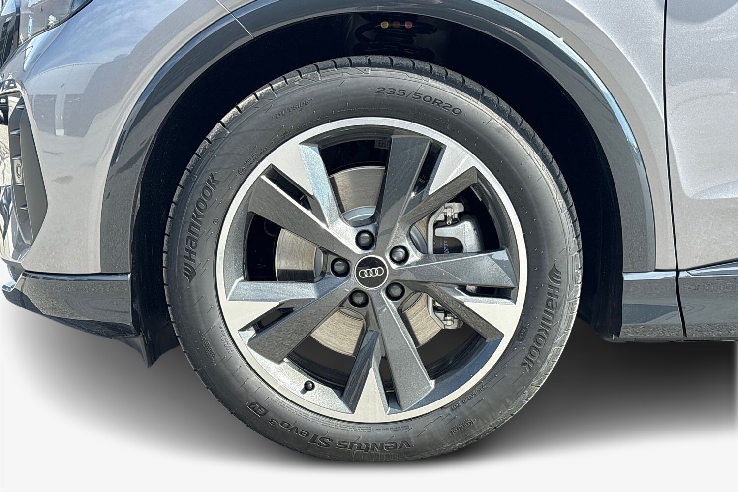 Audi Q4 e-tron vaihtoauto