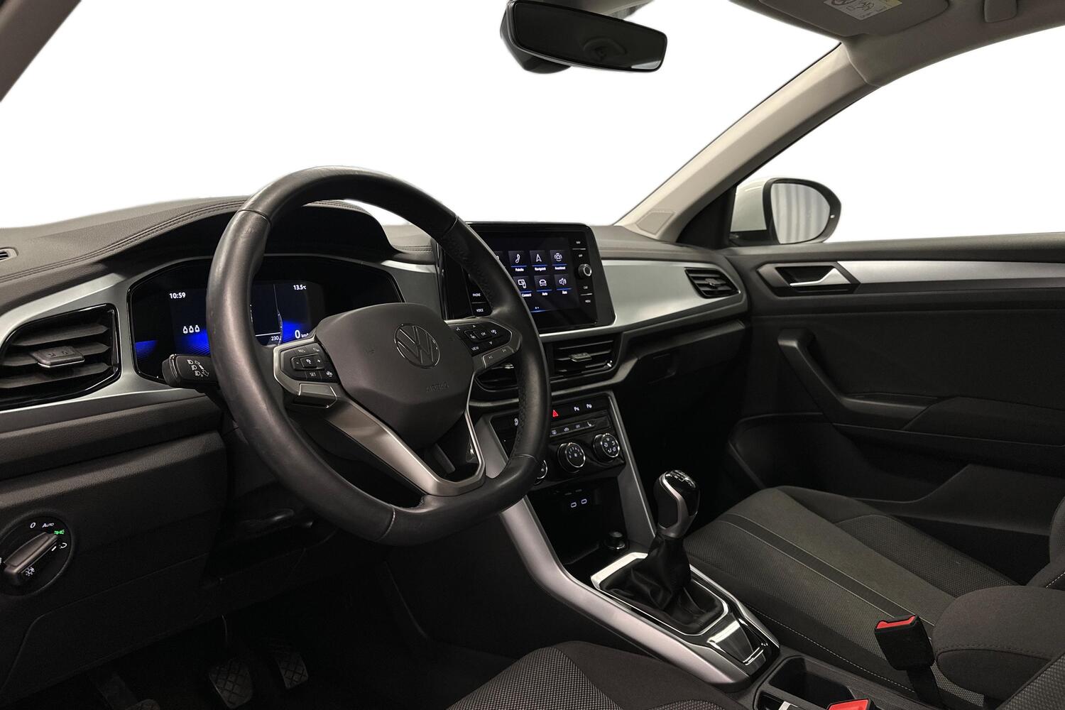 Volkswagen T-Roc vaihtoauto