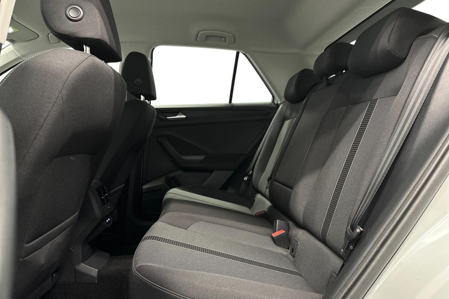 Volkswagen T-Roc vaihtoauto
