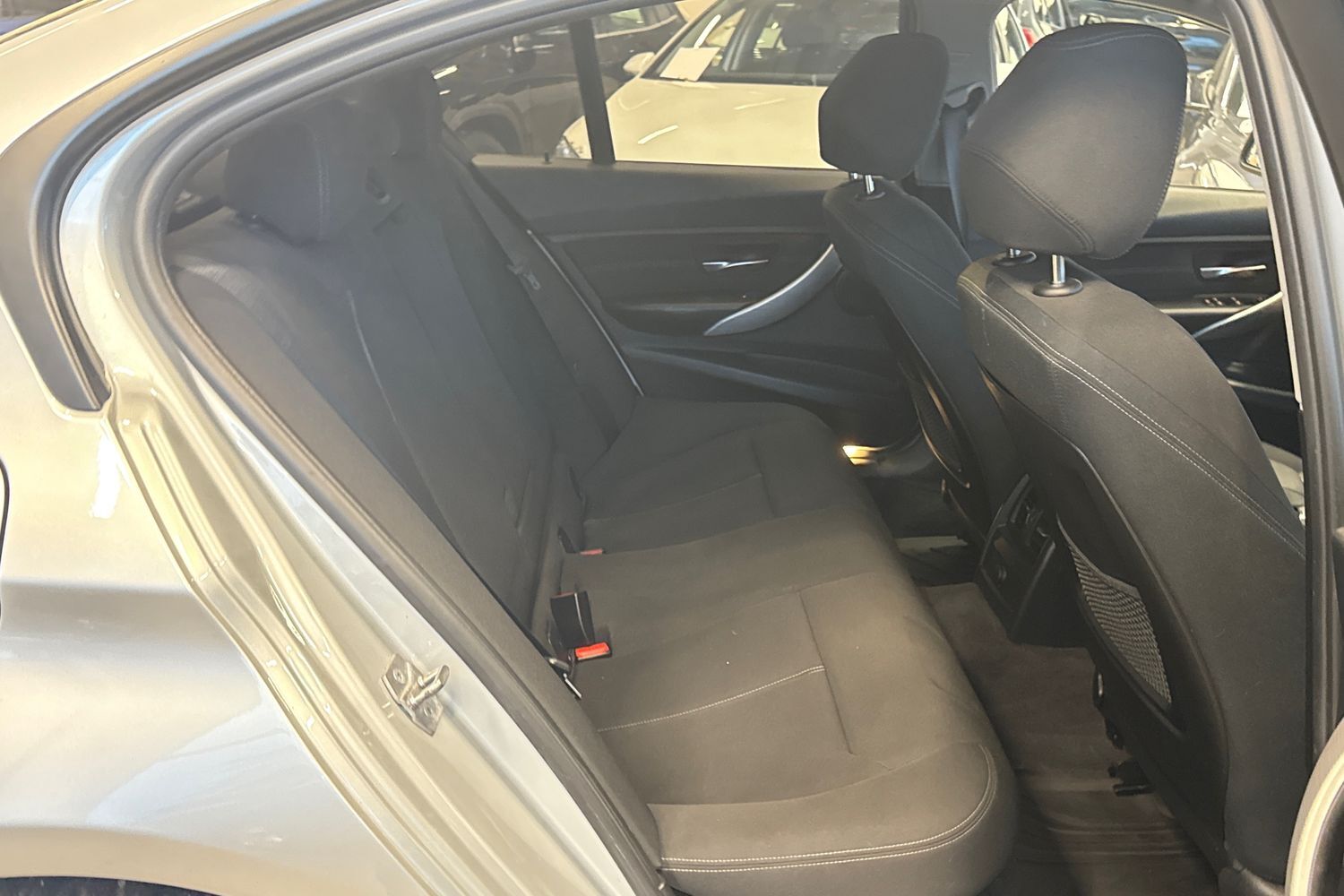 BMW 318 vaihtoauto
