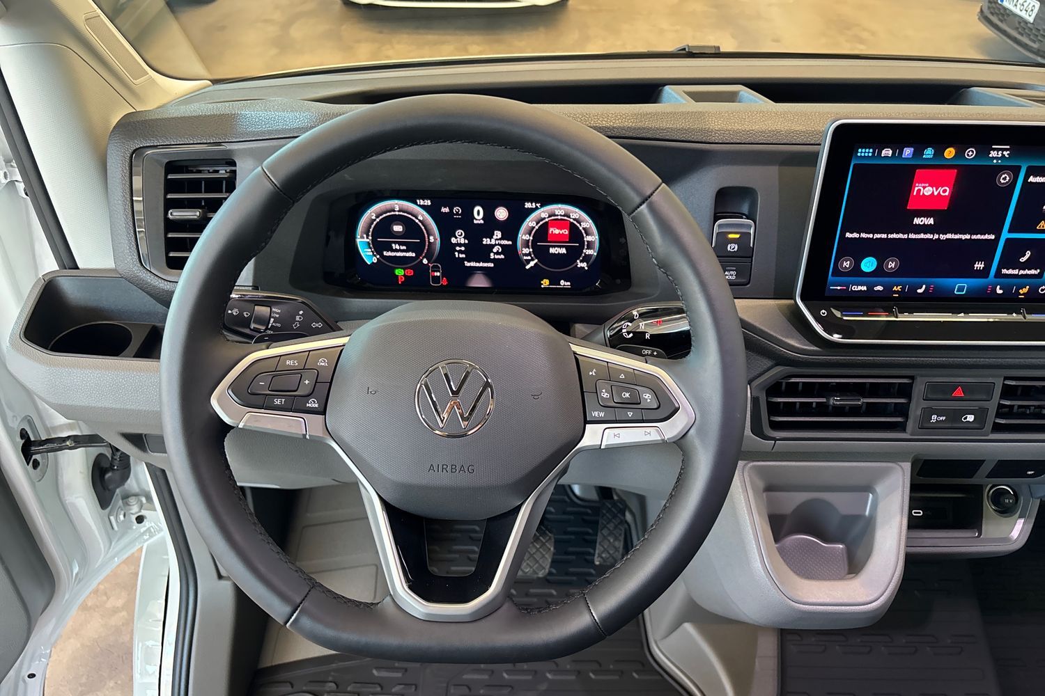 Volkswagen Crafter vaihtoauto