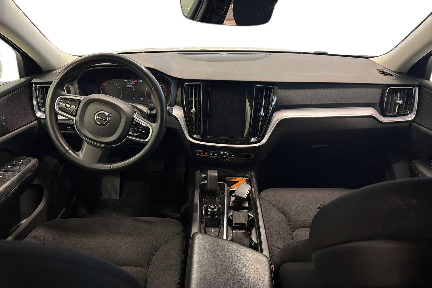 Volvo V60 Cross Country vaihtoauto