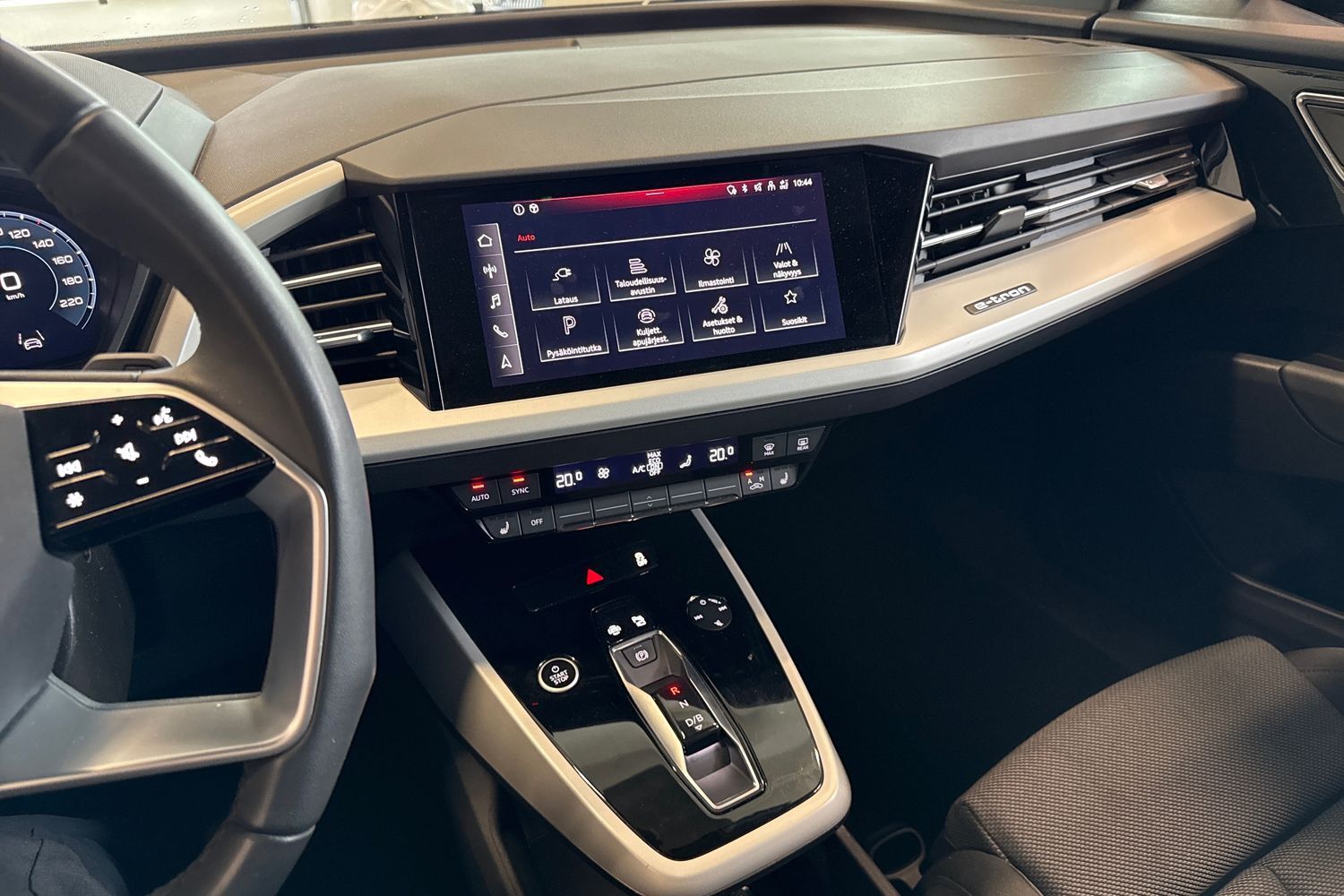 Audi Q4 e-tron vaihtoauto