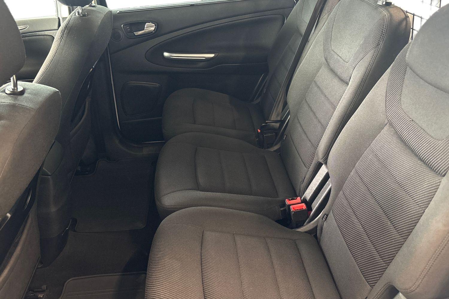 Ford S-MAX vaihtoauto