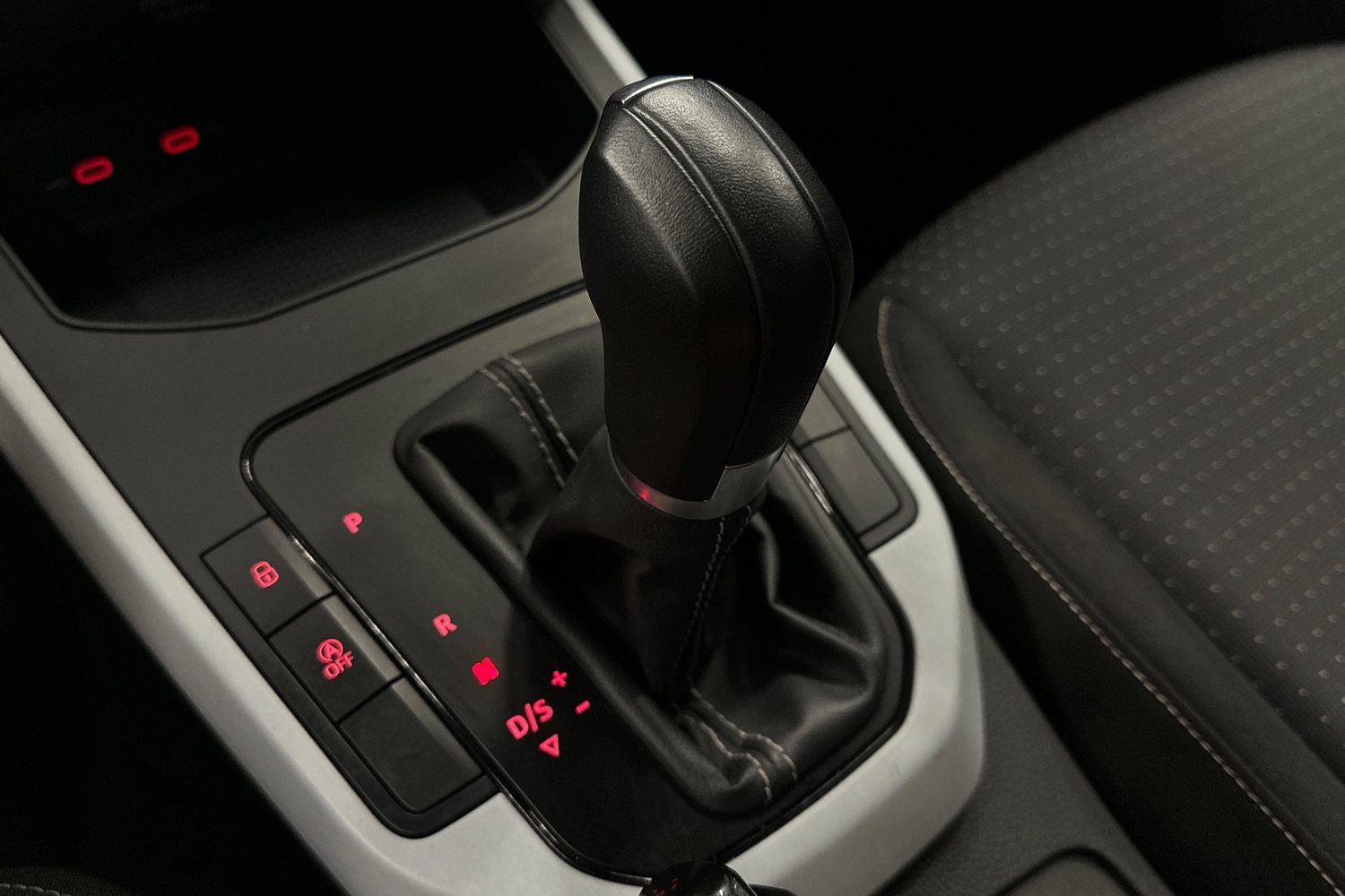 SEAT Arona vaihtoauto