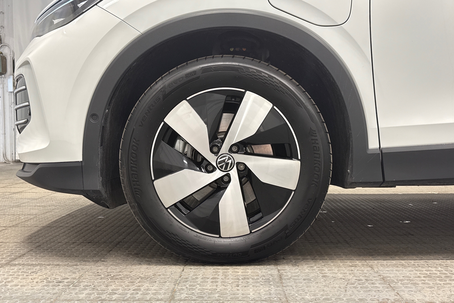Volkswagen Tiguan vaihtoauto