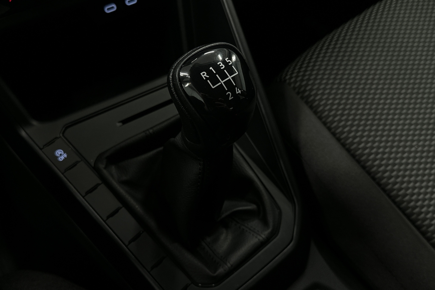 Volkswagen Taigo vaihtoauto