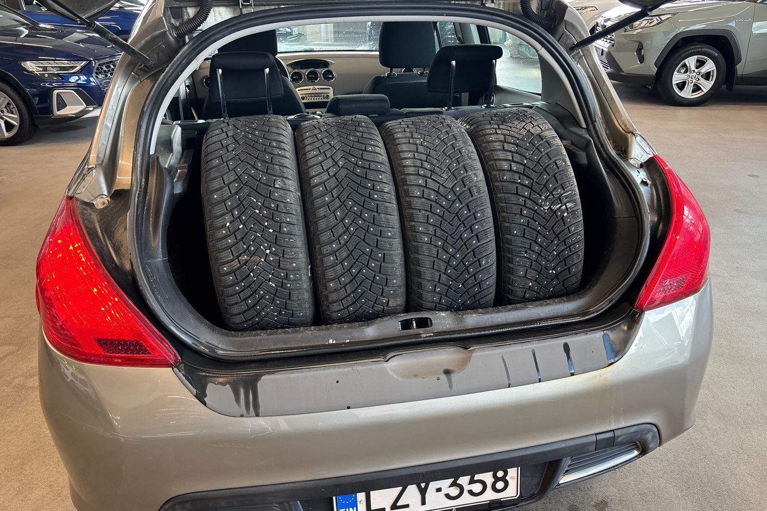 Peugeot 308 vaihtoauto
