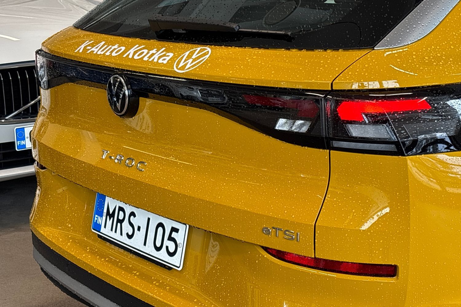 Volkswagen T-Roc vaihtoauto