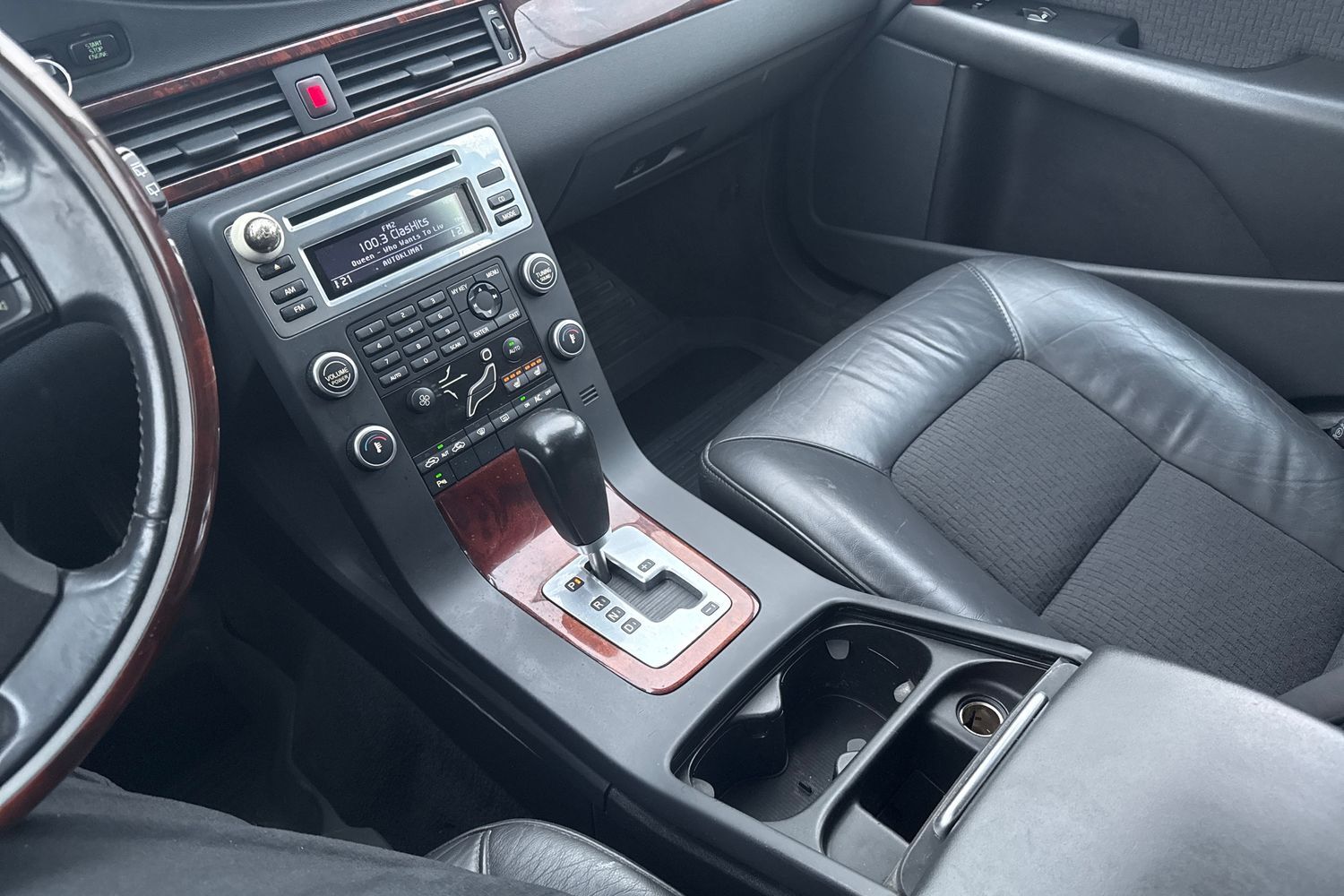 Volvo V70 vaihtoauto