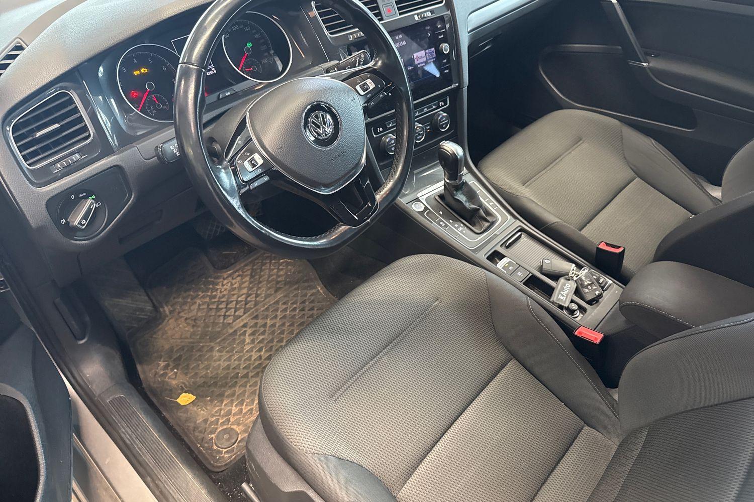 Volkswagen Golf vaihtoauto