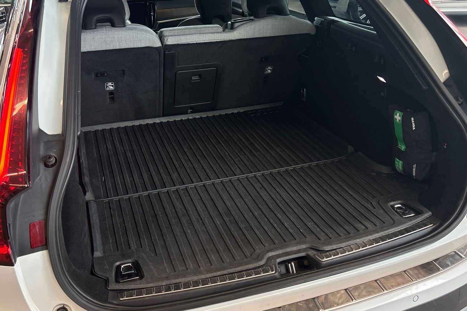 Volvo V90 Cross Country vaihtoauto