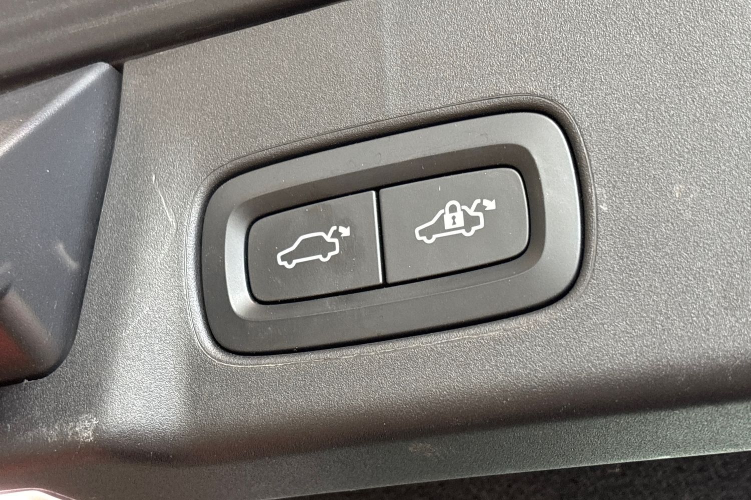 Volvo V90 Cross Country vaihtoauto