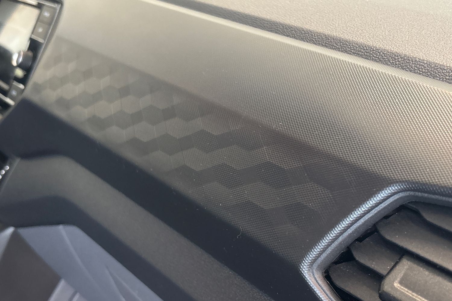 Volkswagen T-Cross vaihtoauto