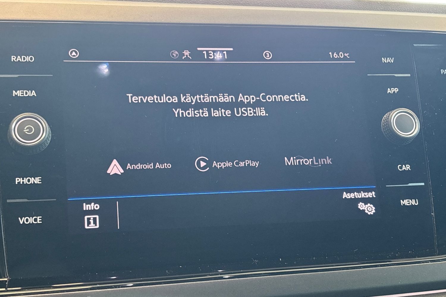 Volkswagen Taigo vaihtoauto
