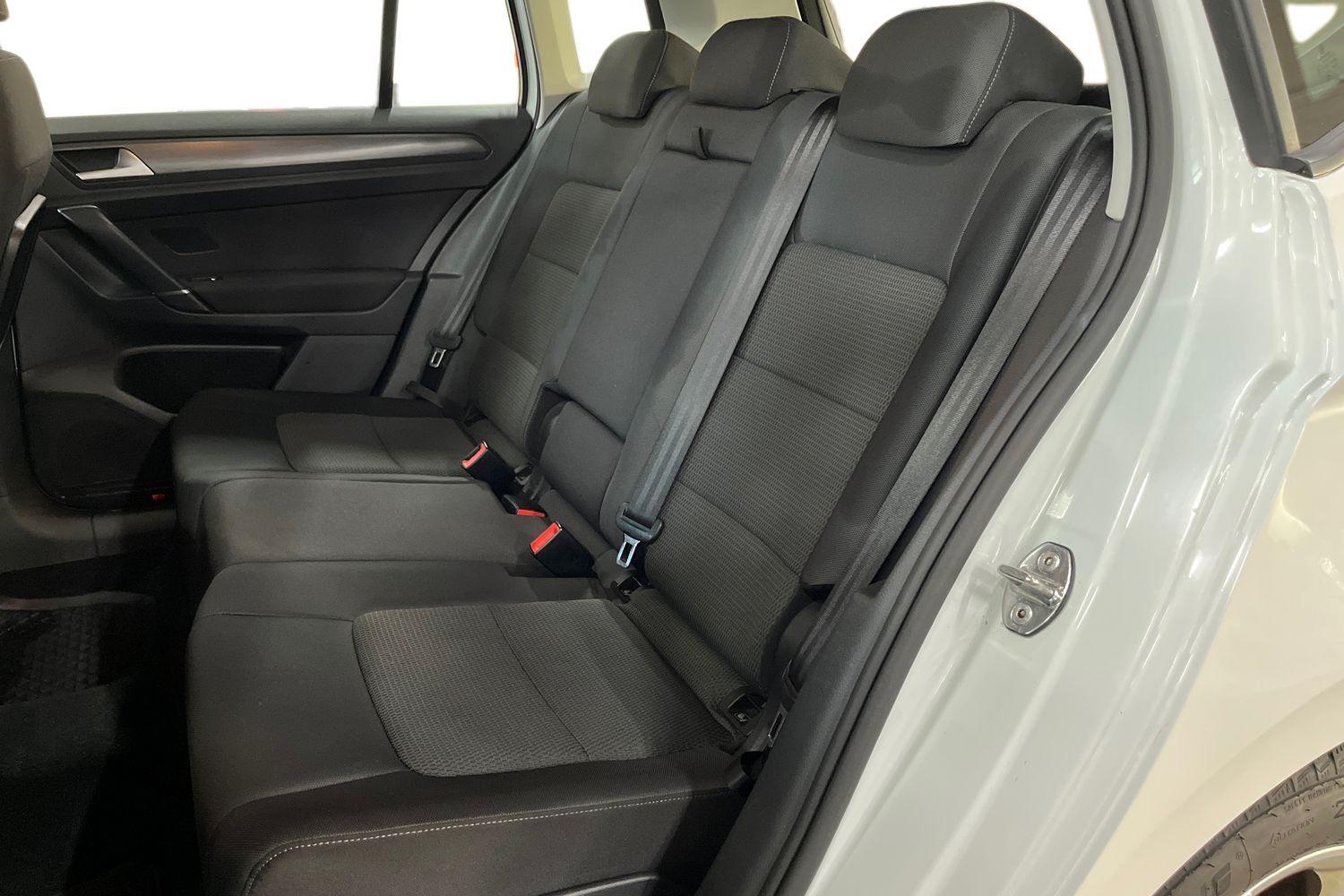 Volkswagen Golf Sportsvan vaihtoauto