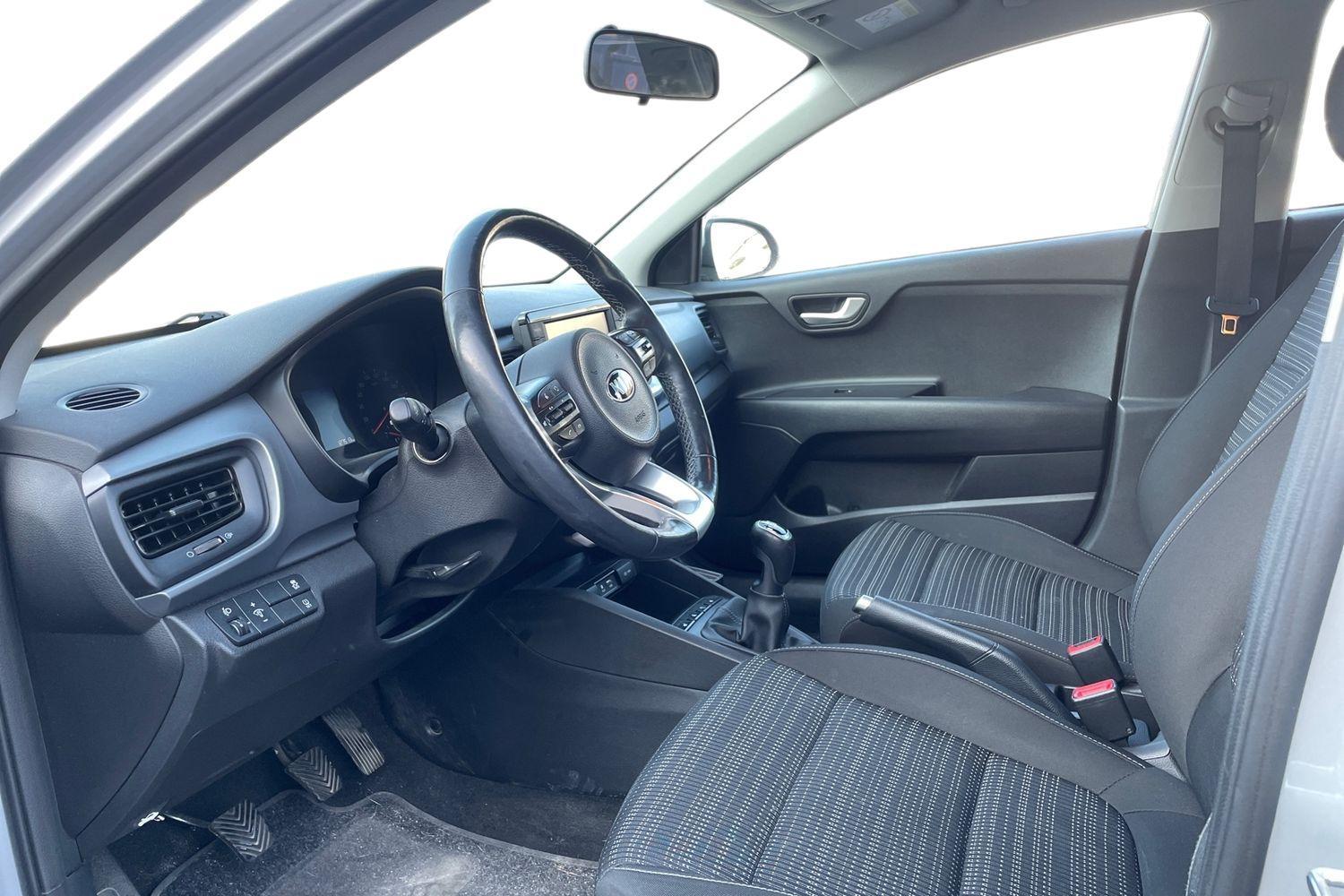 Kia Stonic vaihtoauto